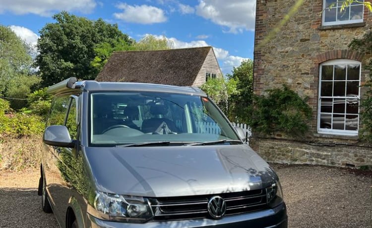 VW – Volkswagen California 4 berth