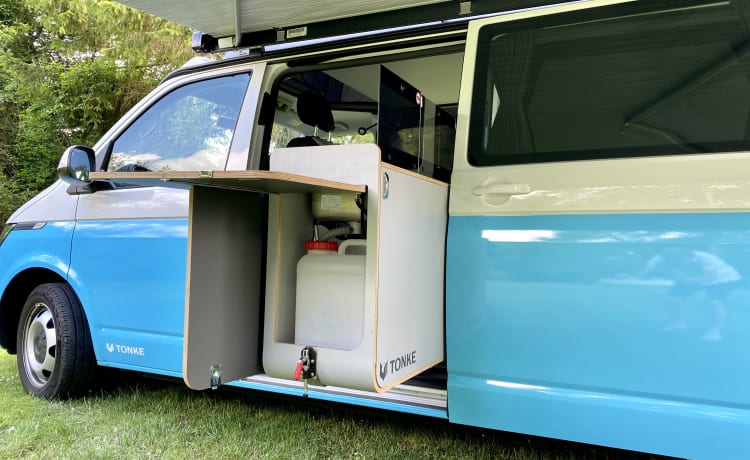 The best and most beautiful Tonke XL (2021) VW camper in the Netherlands