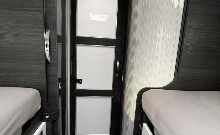 3. BelAmi – Luxury mobile home Benimar Mileo 268 for rent / all inclusive!
