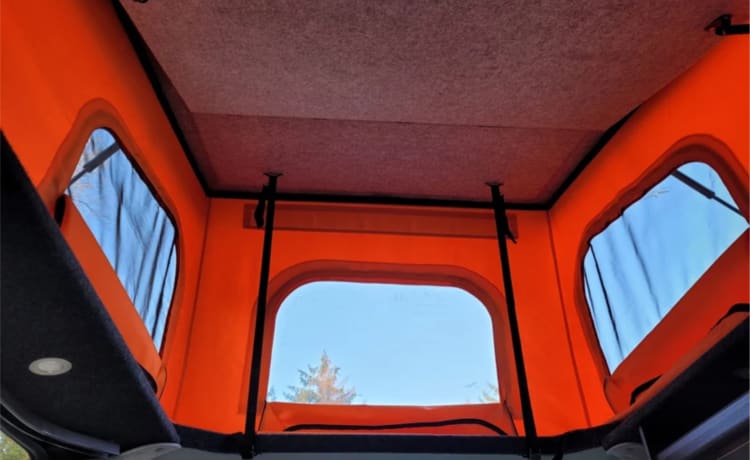 4 posti letto Vauxhall Vivaro Camper