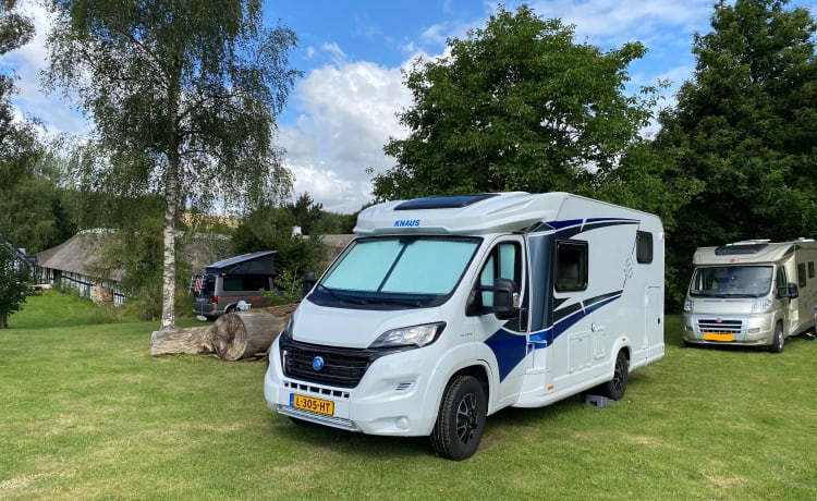 Bert z'n camper – Volle teugen in deze half integraal camper