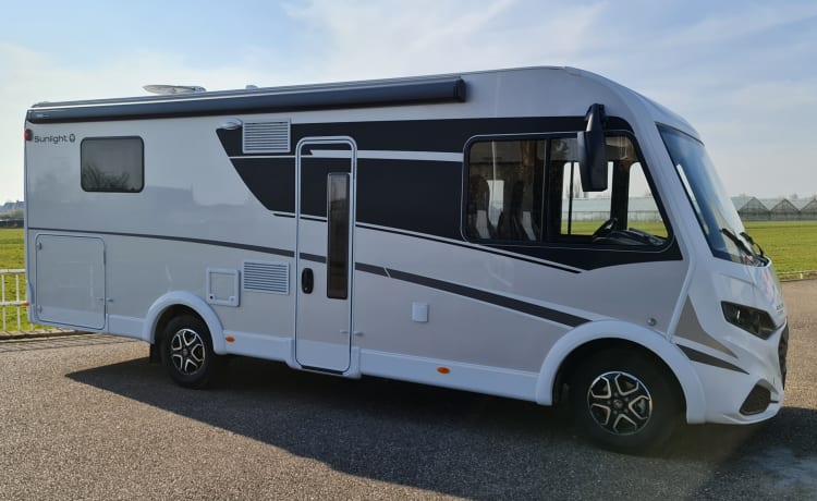 Aventure Sunlight i69L (B) avec année automatique 2022