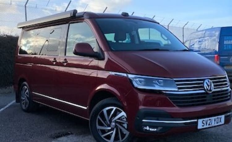 Strawberry – New VW California Ocean T6.1 DSG 2.0 TDI Automatic with drive assist