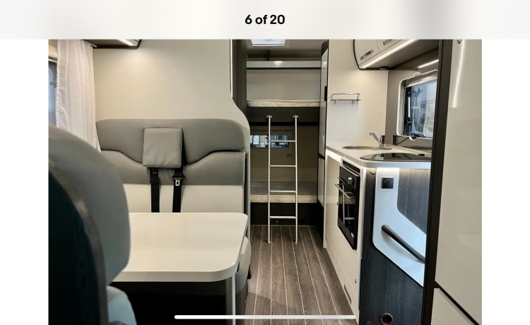 Roller Team – 6 berth Roller Team alcove from 2022