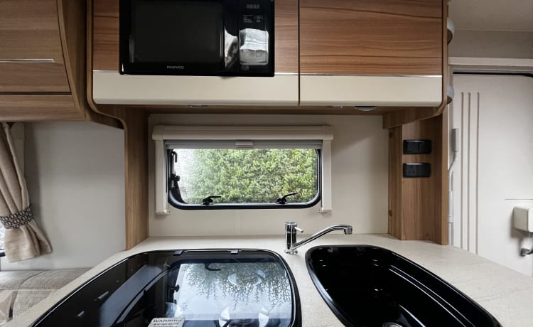 Querida  – 4 Naissance Peugeot Boxer Camping-car