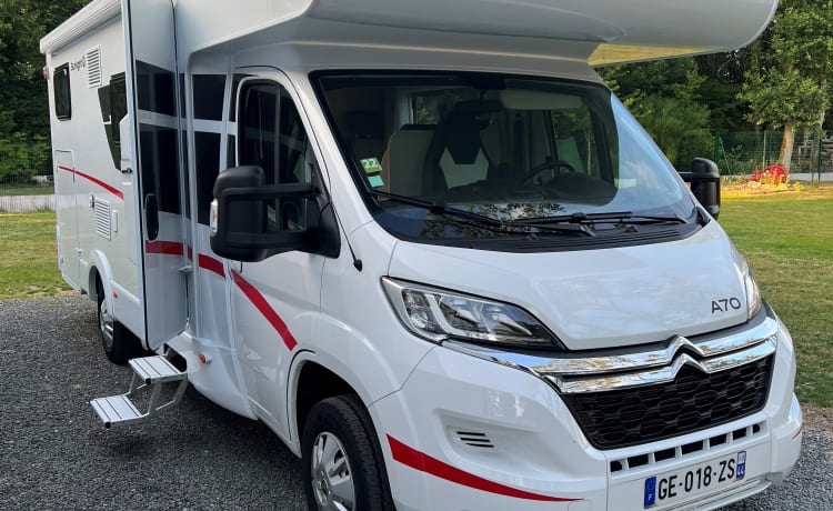 Mikael – Noleggio camper 6 posti