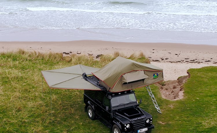 ARMSTRONG – Land Rover Defender 110 with Rooftop Tents & Awning | Fully Camp Ready