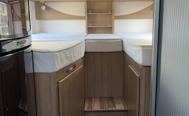 Camper integrato di lusso Hymer