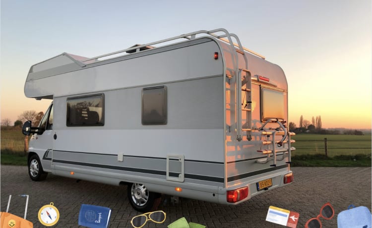 A reliable and cozy 4-5-6 person camper for the best holiday