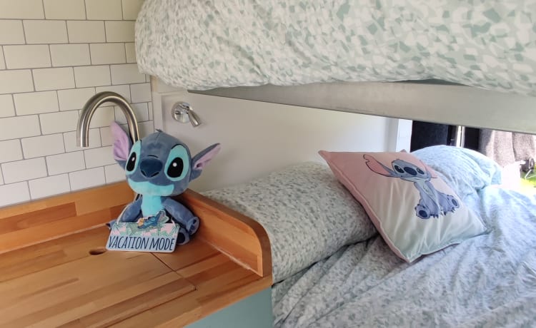 Lilo and stitch bed -  France