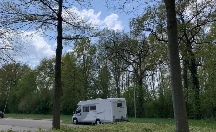 Sfeervolle en complete Chausson camper voor uw reis met volledige vrijheid