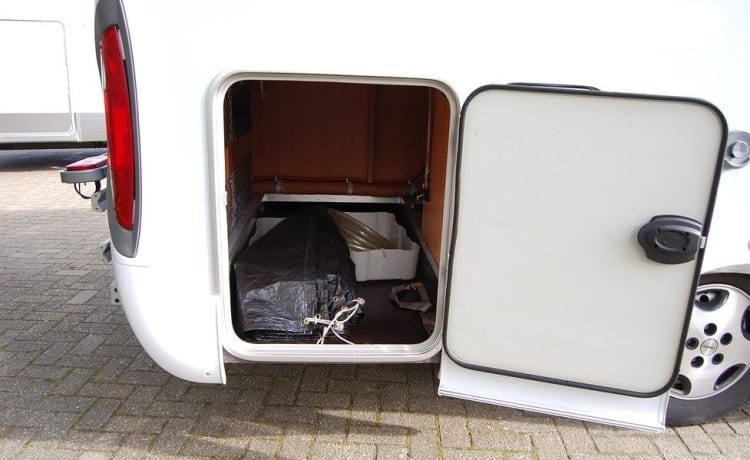 Knaus Sun Ti 650MF uit 2008