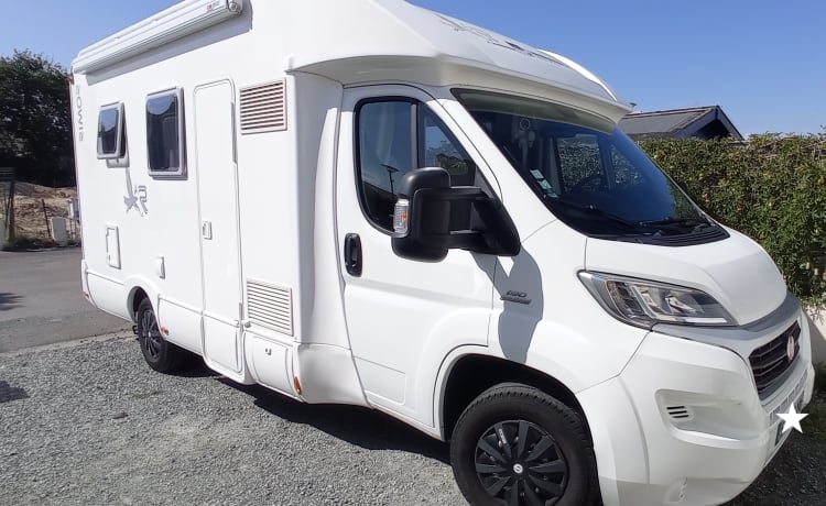 romain85 – Camping car compact et familial