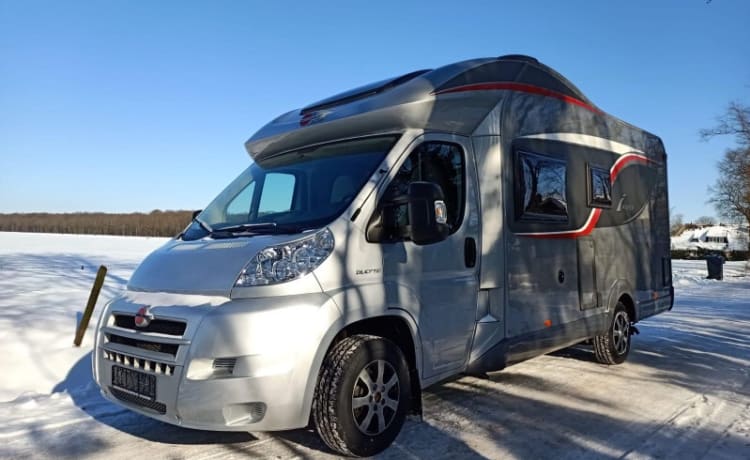 zwerver – Kompletter Luxus-Camper für 2 Personen zu vermieten