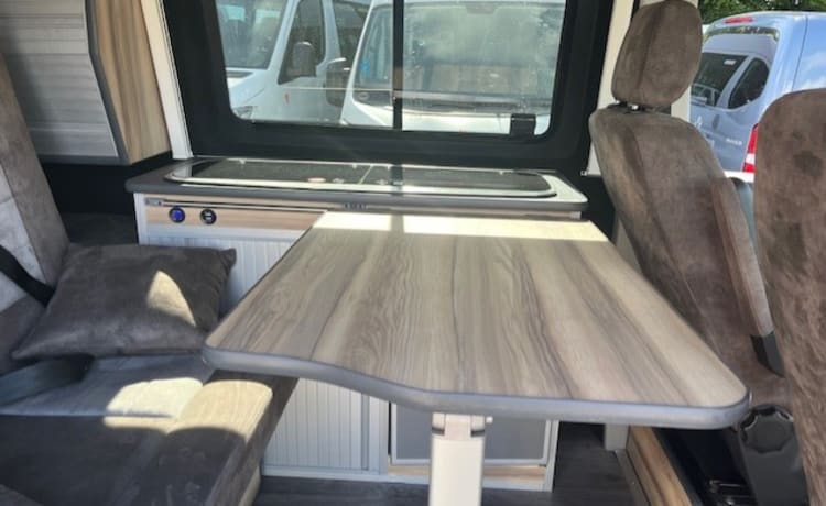 4p Volkswagen bus uit 2018