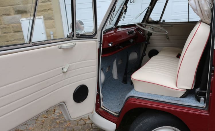 1965 VW Camper mit geteiltem Bildschirm