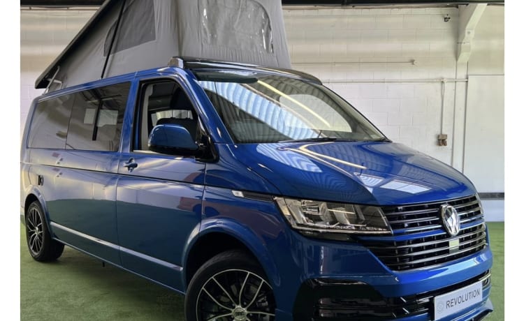 Noah – VW LWB Camper 4 posti letto