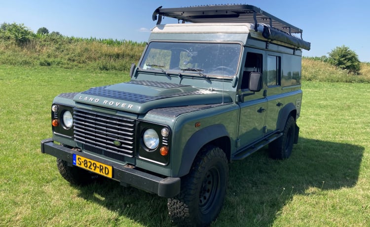 Land Rover Defender kampeerauto met hefdak, 2 personen