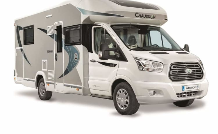 Titanium – 4p Chausson semi-integrated uit 2020