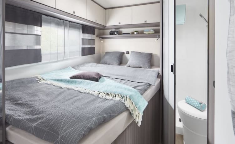 'IBIZA' – Lussuosa e bellissima Hobby Optima Ontour T65 HFL del 2020, con letto alla francese e letto basculante