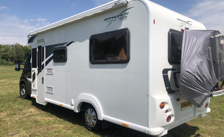 6 berth Bailey semi-integrated from 2016