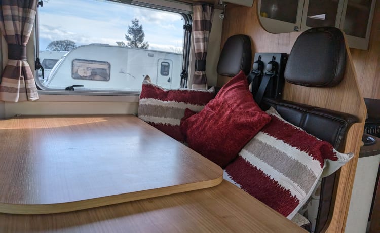 Bertha – 4 berth Bailey complete with secure dog pen