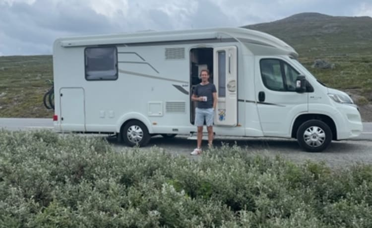 4 person Hymer semi-integrated from 2019