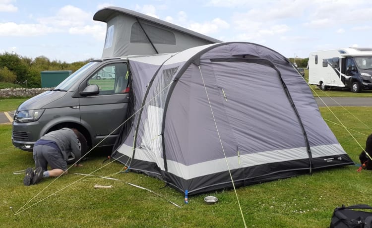 Gypsy – 2 - 4 berth Volkswagen bus from 2019