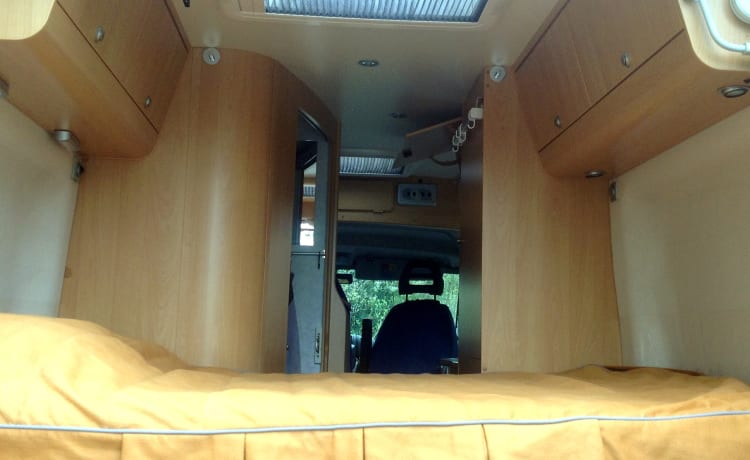 “Bakkie” – Noleggio camper bus compatto Adria Twin