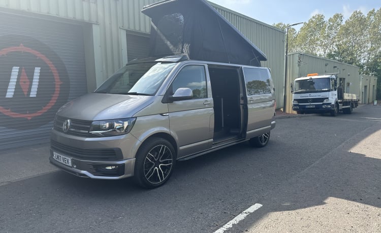 Roy  – 4 berth Volkswagen campervan from 2017