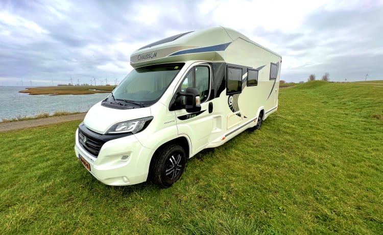 Chausson de luxe avec climatisation et suspension pneumatique émission 6