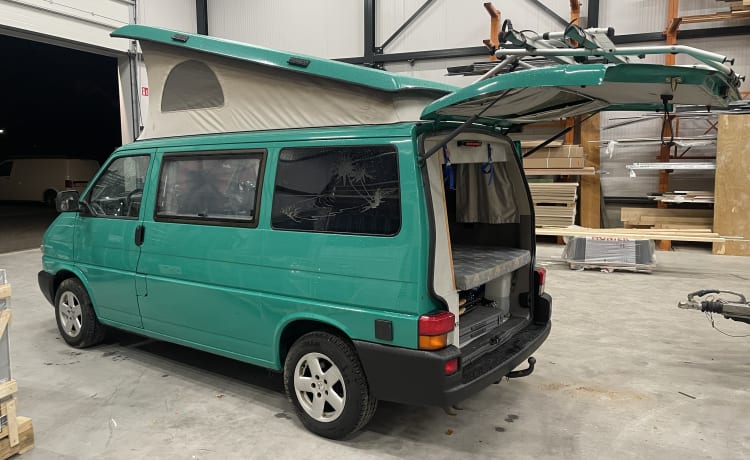 4p Volkswagen bus from 1997