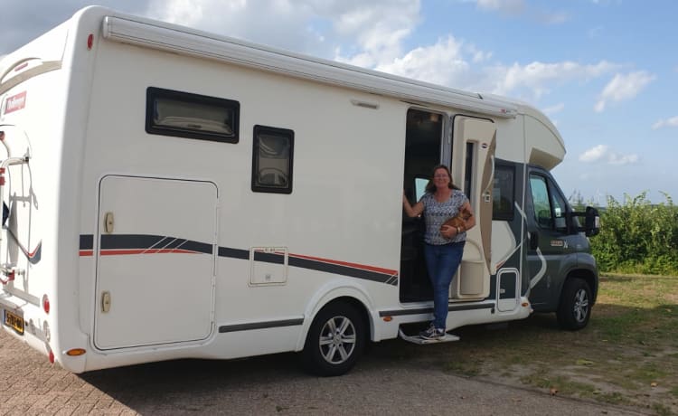 Beautiful luxury family camper Challenger Prium XG with powerful engine