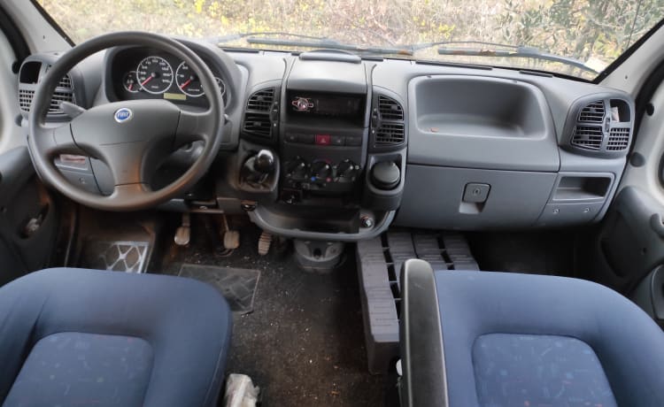 Gianni  – Camper Fiat ducato Mc Louis Overcab