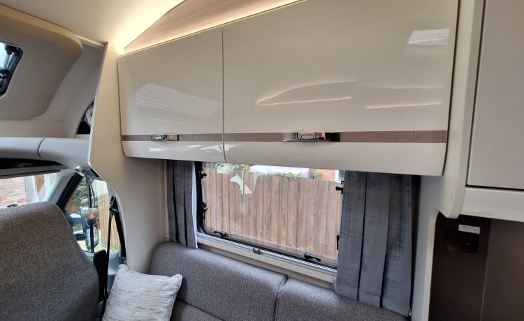 Swift Voyager motorhome (2023) fixed rear bed