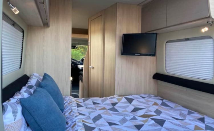 Escape – Escape - 4 berth Campervan 