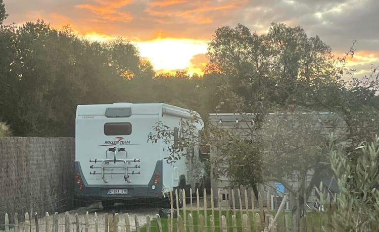 Glamping met de Camper Rollerteam 