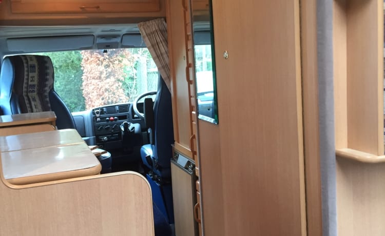 Turbo Colin – Camping-car Fiat Ducato 'Dreamfinder' 2 places