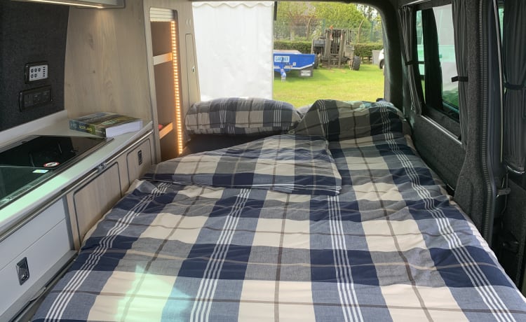 Skye – Volkswagen Campervan mit 4 Schlafplätzen