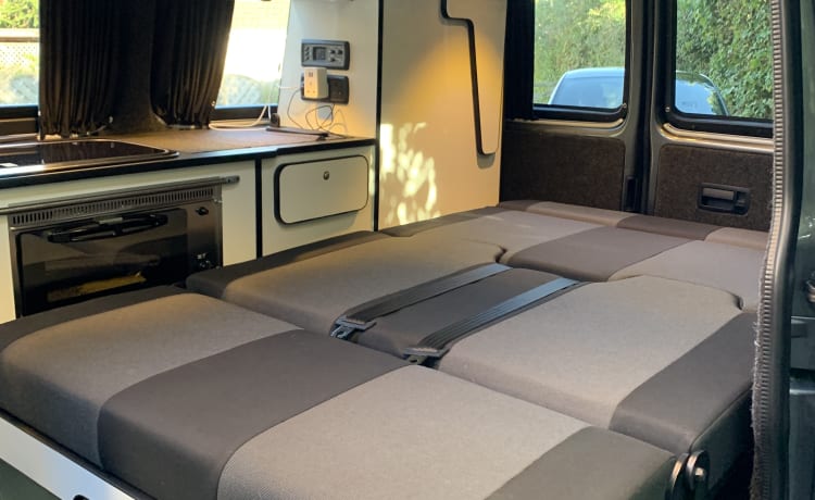 RV6 – Furgone camperizzato DSG VW T6 Highline lussuoso, elegante, confortevole e automatico.