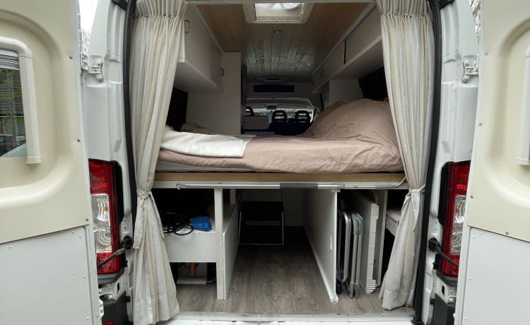 Flow  – A l'aventure avec ce cool DIY Fiat Ducato MultiJet 150 185 HP