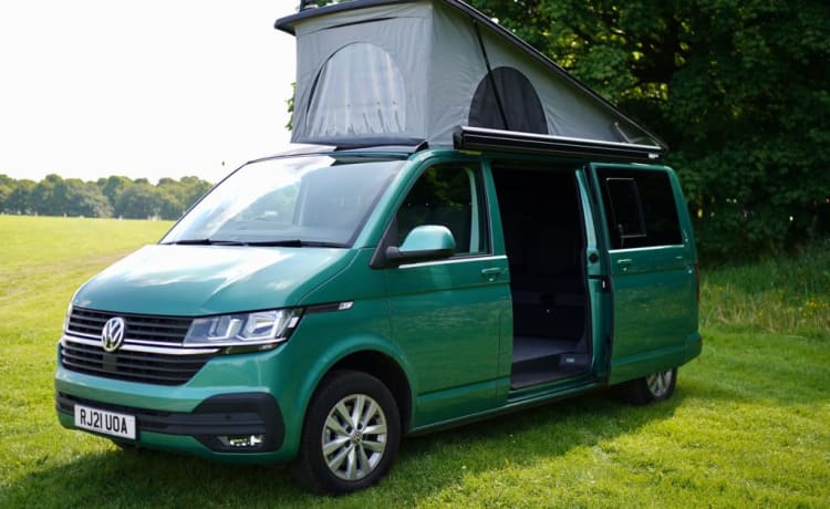 procations – 4 berth Volkswagen bus from 2021