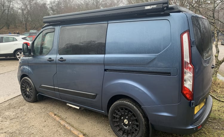 Bluebell – Camping-car Ford Transit personnalisé