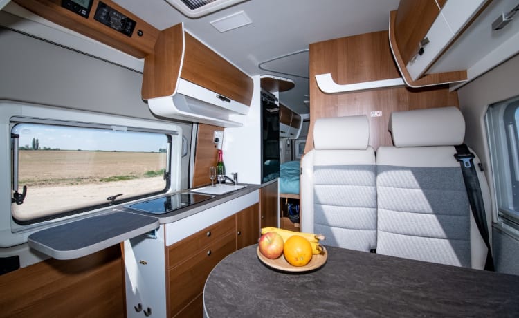 The Black Pearl – Campervan "VANTourer 630L"