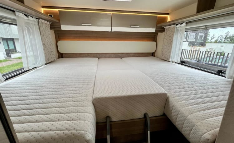 Romantic Luxury Camper – 2p Luxe Camper uit 2020 met groot bed!