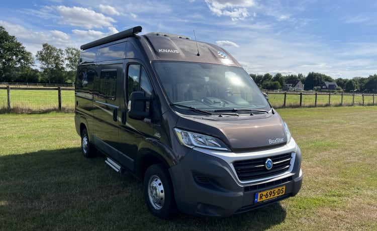 Camper compatto Knaus Boxstar per 2 persone