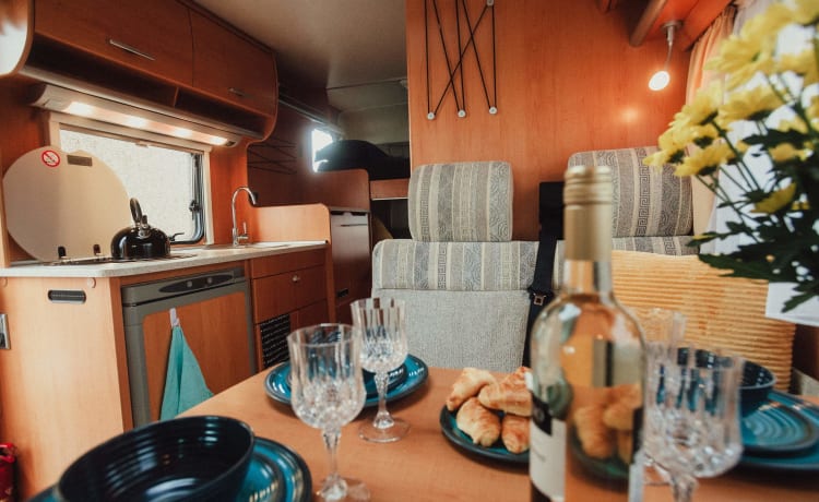 Alcôve familiale Hymer 6 couchages de 2007