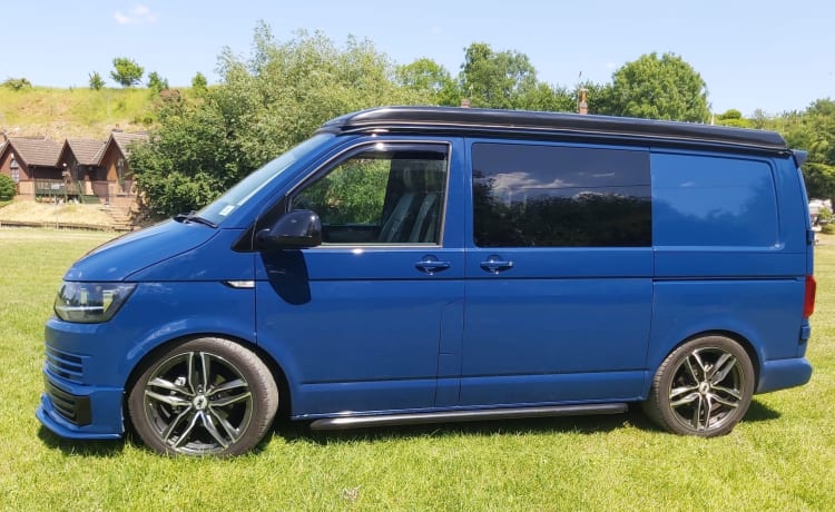 Blue – 2019 VW TRANSPORTER CAMPER