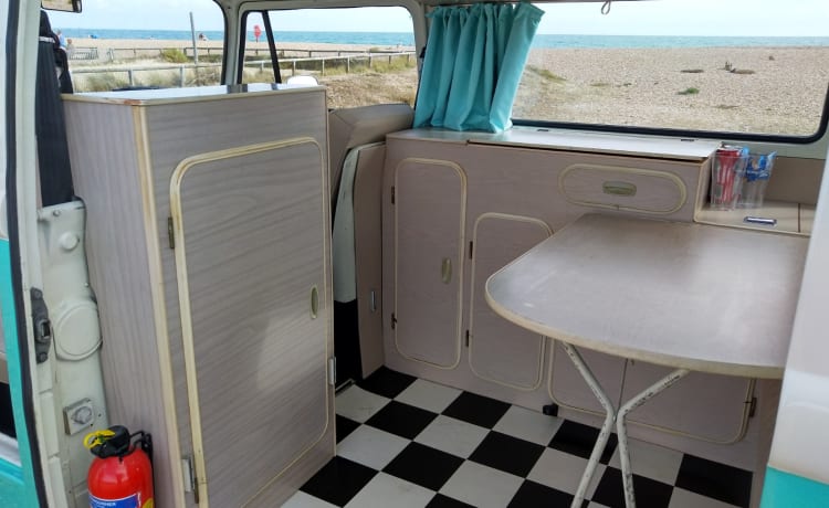 Mary – Camping-car VW Bay classique - T2 - 1970
