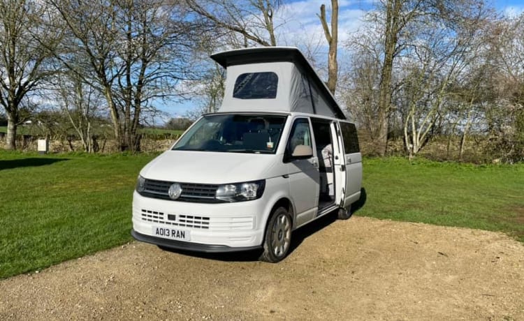 4 berth Volkswagen campervan from 2018